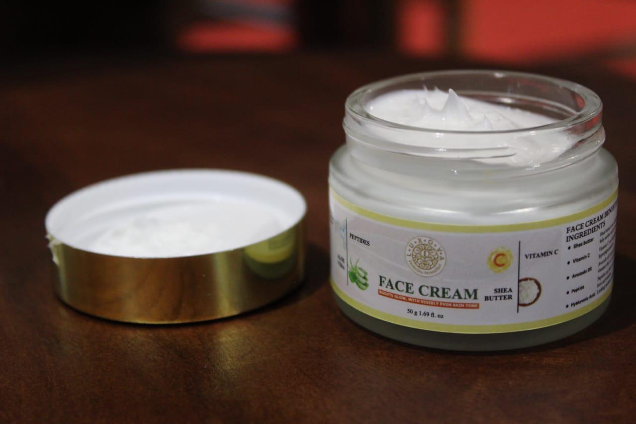 Luxova Face Cream with Peptides & Vitamin C